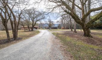 29 Breedlove Dr, Andrews, NC 28901