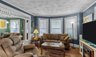 161 Ocean Ave, Cranston, RI 02905