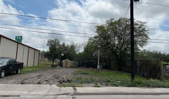 724 W Front St, Alice, TX 78332