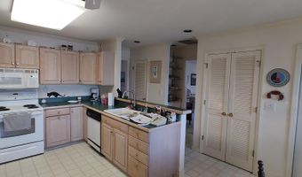197 Pleasant Point Dr, Beaufort, SC 29907