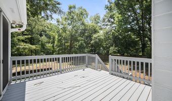 990 Trestle Dr, Austell, GA 30106