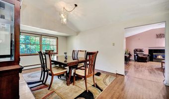 10 7th St, Aberdeen, NJ 07747