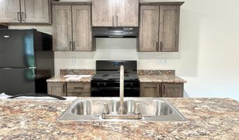 389 Tulip Ln E, Altoona, WI 54720