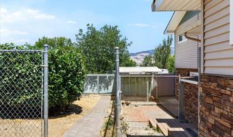1059 Terra Ave, Ashland, OR 97520