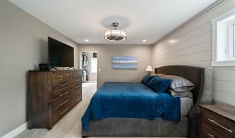 6235 Us Highway 69, Ames, IA 50010