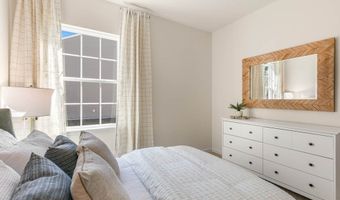 274 Maddox Dr, Aberdeen, NC 28315