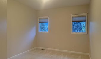 631 South St, Akron, IA 51001