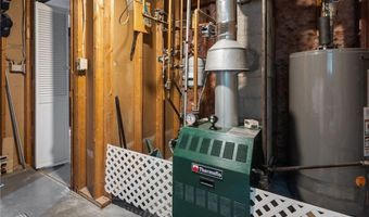 7 Laurel St, North Providence, RI 02911