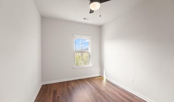 43400 APPLE ORCHARD Sq, Ashburn, VA 20148