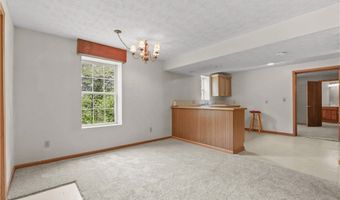 1701 Woods Rd, Akron, OH 44306