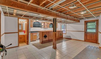 8737 SW 85th St, Auburn, KS 66402