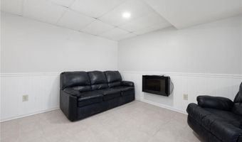 29 Pepper Bush Trl, Narragansett, RI 02874