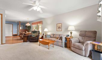 827 SW 46th St, Ankeny, IA 50023