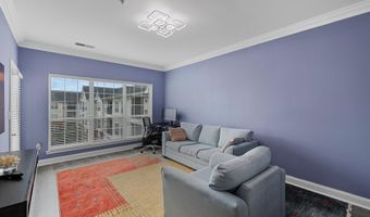 4850 EISENHOWER Ave 418, Alexandria, VA 22304