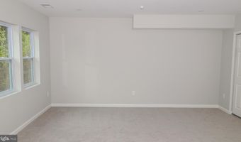 8906 CHESTNUT Ave, Bowie, MD 20720