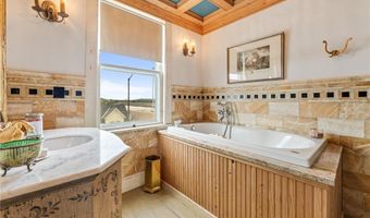 305 N Main St, Alma, WI 54610