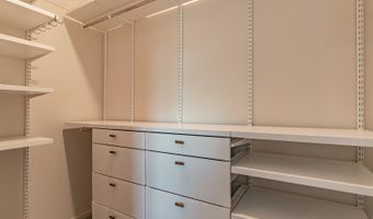 2170 Indigo Dr, Algonquin, IL 60102