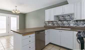 573 Raven Way Apt B, Chubbuck, ID 83202