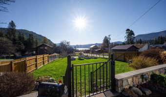 16587 E 6th St, Bayview, ID 83803