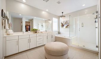 10313 Jade Point Dr, Las Vegas, NV 89135