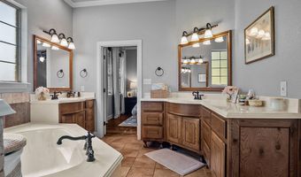 116 Sandstone Ln, Weatherford, TX 76085