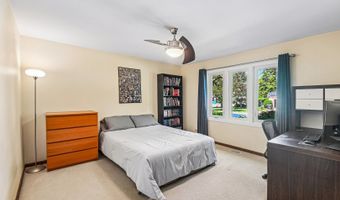815 S Salem Ave, Arlington Heights, IL 60005