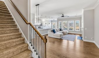 893 Deepwood Ct, Boiling Springs, SC 29316