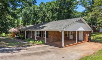 36 Annandale Dr, Boiling Springs, SC 29316