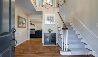 105 Moss Side Dr, Athens, GA 30607