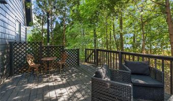2 Haywood Rd, Coventry, RI 02816
