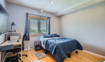 953 N Rohlwing Rd 201A, Addison, IL 60101