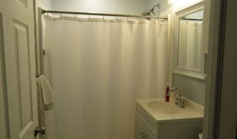 736 State, Adrian, MI 49221