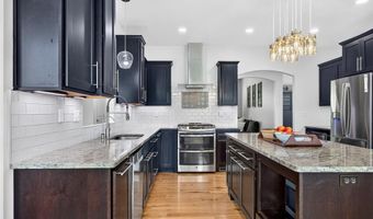 208 Berg Crossing Dr, Augusta, MO 63332