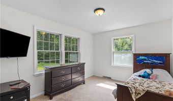 1318 Daly Rd, Ashtabula, OH 44004
