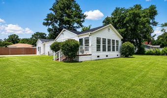 902 Murrah Ave, Aiken, SC 29803