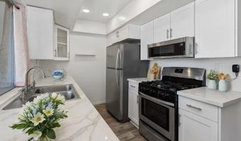 6878 Navajo Rd 61, San Diego, CA 92119