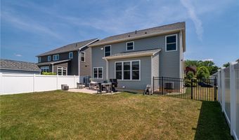108 Boxelder Ln, Amherst, NY 14228