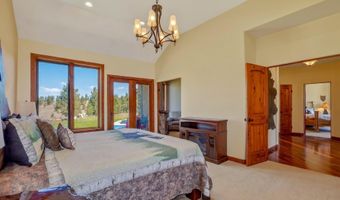 149 Saladon Rd, Angel Fire, NM 87710