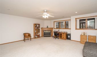 317 NE Eaglewood Dr, Ankeny, IA 50021