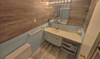 5101 RIVER Rd #405, Bethesda, MD 20816