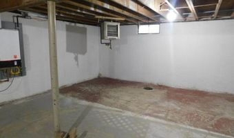 27 Maxwell Ln, Bangor, ME 04401