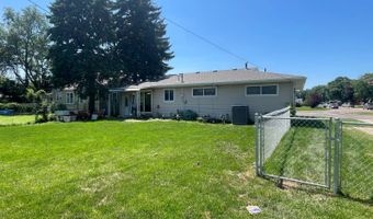632 N Oak St, Ainsworth, NE 69210