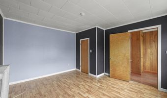 19-21 2nd St, Adams, MA 01220