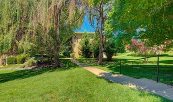 4909 AMERICANA Dr #T6, Annandale, VA 22003