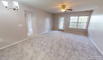 2666 S Knightsbridge Cir, Ann Arbor, MI 48105