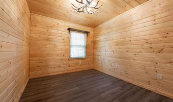 333 Smithfield Rd, Belgrade, ME 04917