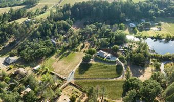 875 White Cottage Rd N, Angwin, CA 94508