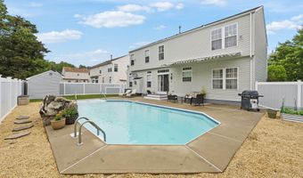 10 Butternut Ln, Bayville, NJ 08721