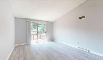 8 Scenery Ln 8, Johnston, RI 02919