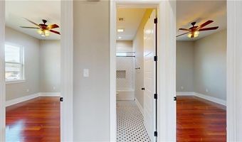 216 BEAR Dr, Arabi, LA 70032